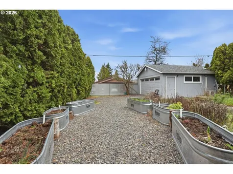 6621 SE Carlton Street Portland OR 97206