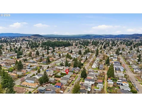 6621 SE Carlton Street Portland OR 97206