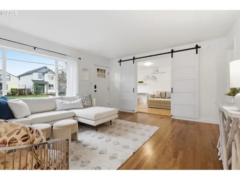 6621 SE Carlton Street Portland OR 97206