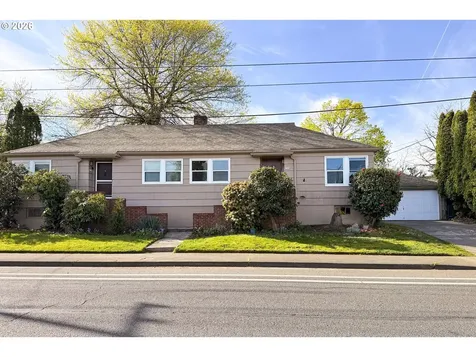 7020 NE Halsey Street Portland OR 97213