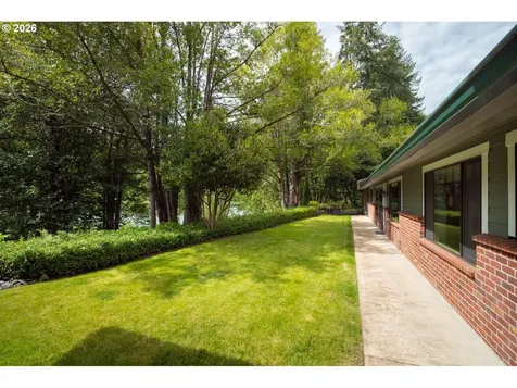 132 Cougar Creek Road Oakland OR 97462