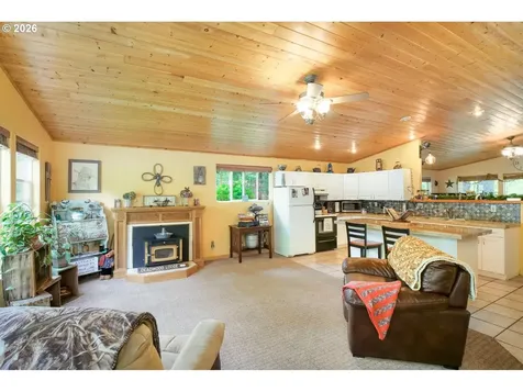 132 Cougar Creek Road Oakland OR 97462