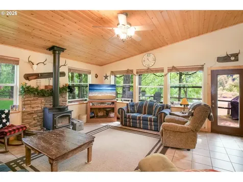 132 Cougar Creek Road Oakland OR 97462