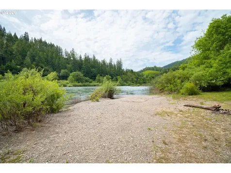 132 Cougar Creek Road Oakland OR 97462