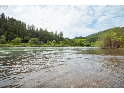 132 Cougar Creek Road Oakland OR 97462