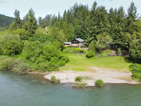 132 Cougar Creek Road Oakland OR 97462