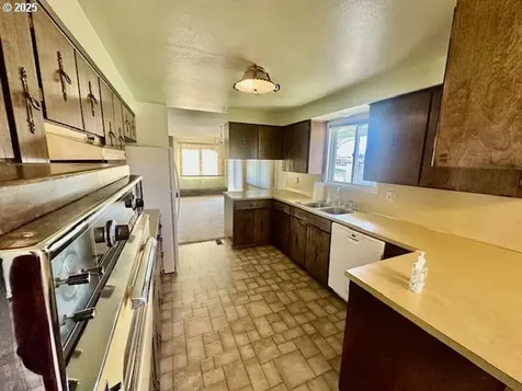 52595 NE Sawyer Street Scappoose OR 97056
