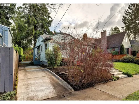 2416 NE 32nd Court Portland OR 97212