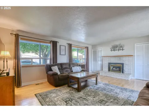 2120 NW Despain Avenue Pendleton OR 97801