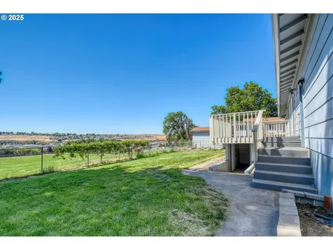 2120 NW Despain Avenue Pendleton OR 97801