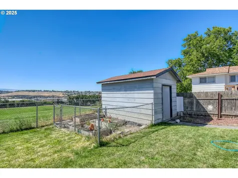 2120 NW Despain Avenue Pendleton OR 97801
