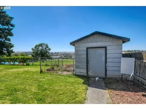 2120 NW Despain Avenue Pendleton OR 97801