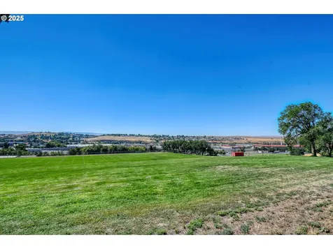 2120 NW Despain Avenue Pendleton OR 97801