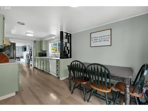 1858 5th Street Astoria OR 97103