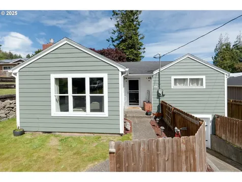 1858 5th Street Astoria OR 97103