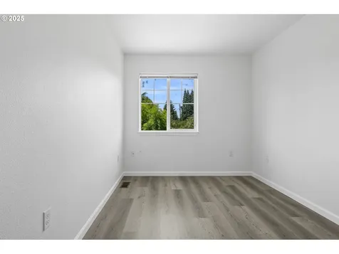 656 SE Brauner Place Hillsboro OR 97123