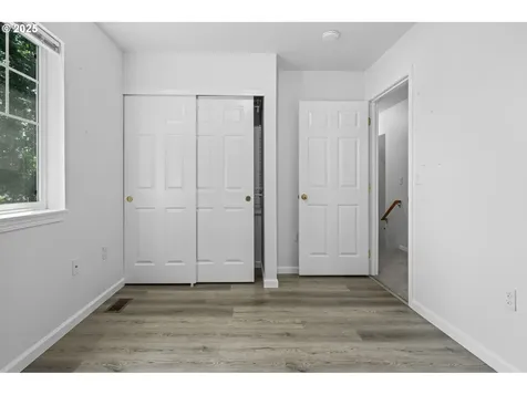 656 SE Brauner Place Hillsboro OR 97123