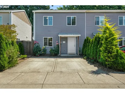 656 SE Brauner Place Hillsboro OR 97123