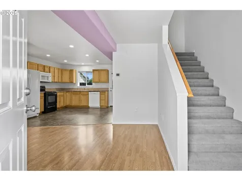 656 SE Brauner Place Hillsboro OR 97123
