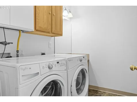 656 SE Brauner Place Hillsboro OR 97123