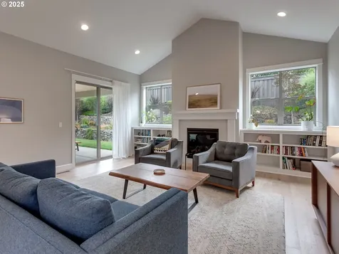 4057 Heron Drive West Linn OR 97068