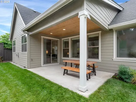 4057 Heron Drive West Linn OR 97068