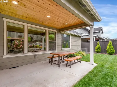 4057 Heron Drive West Linn OR 97068