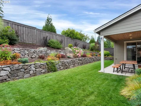 4057 Heron Drive West Linn OR 97068
