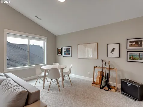 4057 Heron Drive West Linn OR 97068