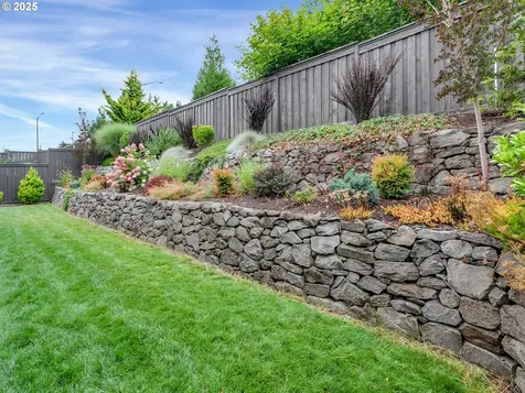 4057 Heron Drive West Linn OR 97068