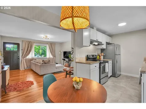 13295 SW Oakwood Street Beaverton OR 97005
