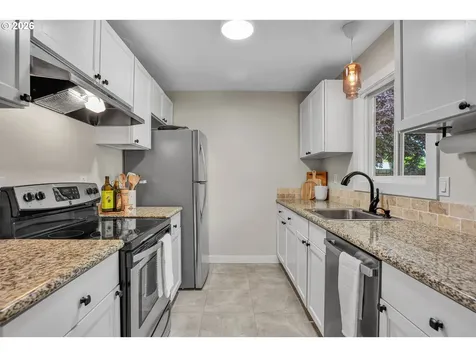 13295 SW Oakwood Street Beaverton OR 97005