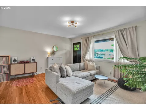 13295 SW Oakwood Street Beaverton OR 97005