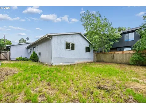 11037 SW 61st Avenue Portland OR 97219