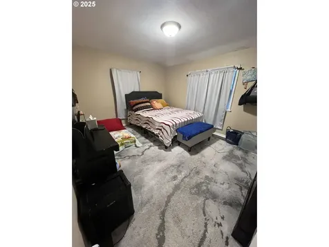 3208 E 17th Street Vancouver WA 98661