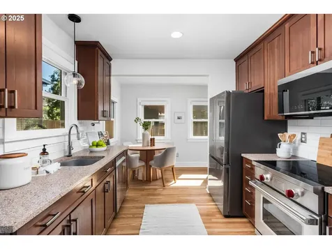 3126 NE 31st Avenue Portland OR 97212