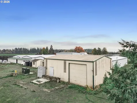 18335 NE Butteville Road Aurora OR 97002