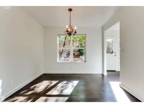 2615 Moon Mountain Drive Eugene OR 97403
