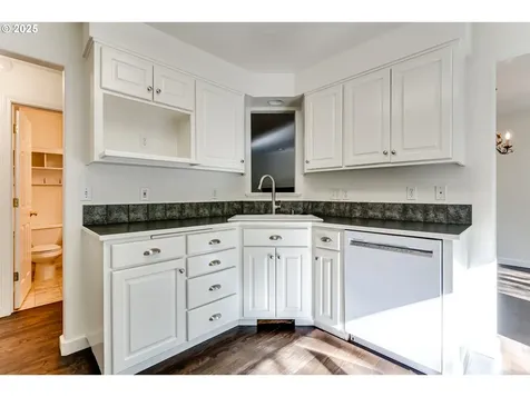2615 Moon Mountain Drive Eugene OR 97403