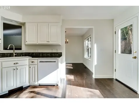 2615 Moon Mountain Drive Eugene OR 97403