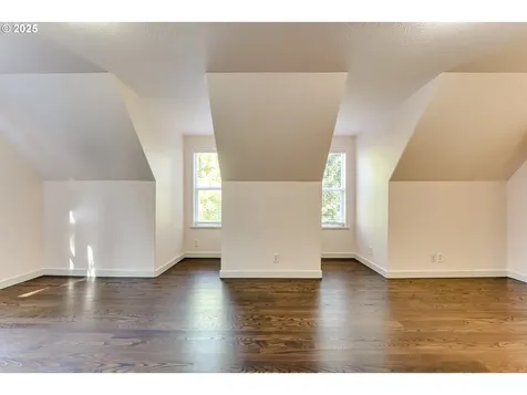 2615 Moon Mountain Drive Eugene OR 97403