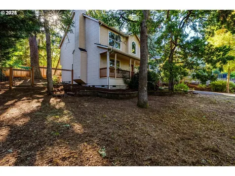 2615 Moon Mountain Drive Eugene OR 97403