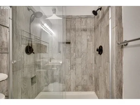 1978 Meadowood Loop Woodland WA 98674