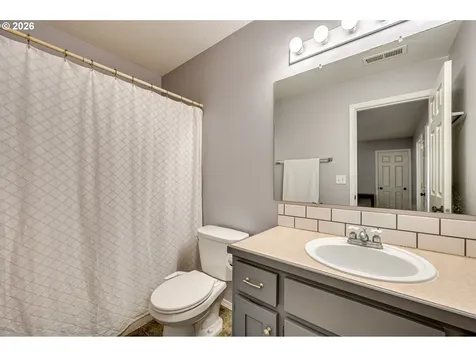 1978 Meadowood Loop Woodland WA 98674
