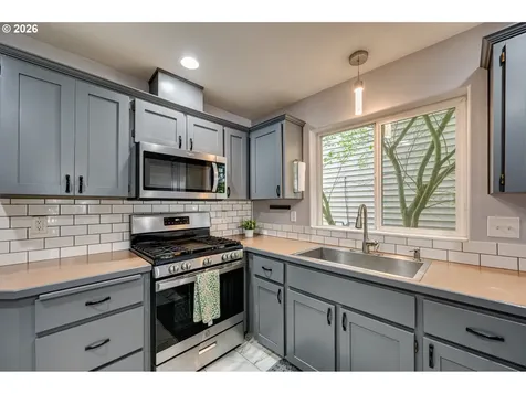 1978 Meadowood Loop Woodland WA 98674