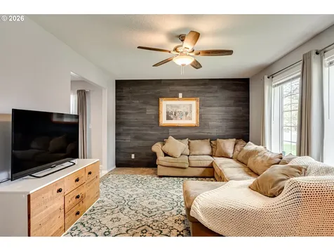 1978 Meadowood Loop Woodland WA 98674