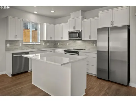 9212 SE Azalea Street Happy Valley OR 97086