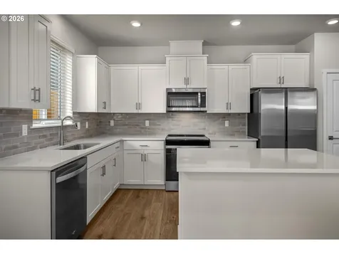 9212 SE Azalea Street Happy Valley OR 97086