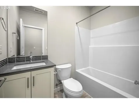 9212 SE Azalea Street Happy Valley OR 97086