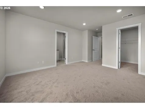 9212 SE Azalea Street Happy Valley OR 97086